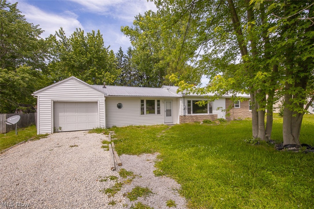 4215 Tapper Road Norton, OH 44203 - Photo 1 of 31