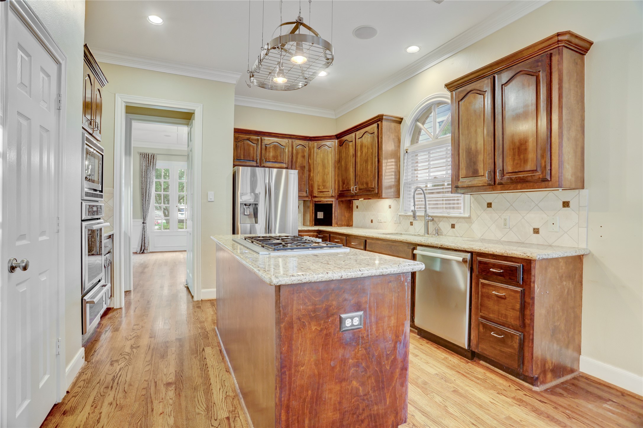 3502 Gramercy Street Houston, TX 77025 - Photo 2 of 41