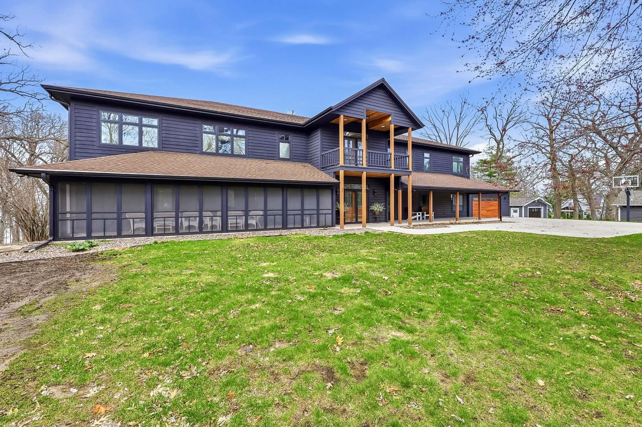 W1484 Spring Grove Road Ripon, WI 54971 - Photo 3 of 89