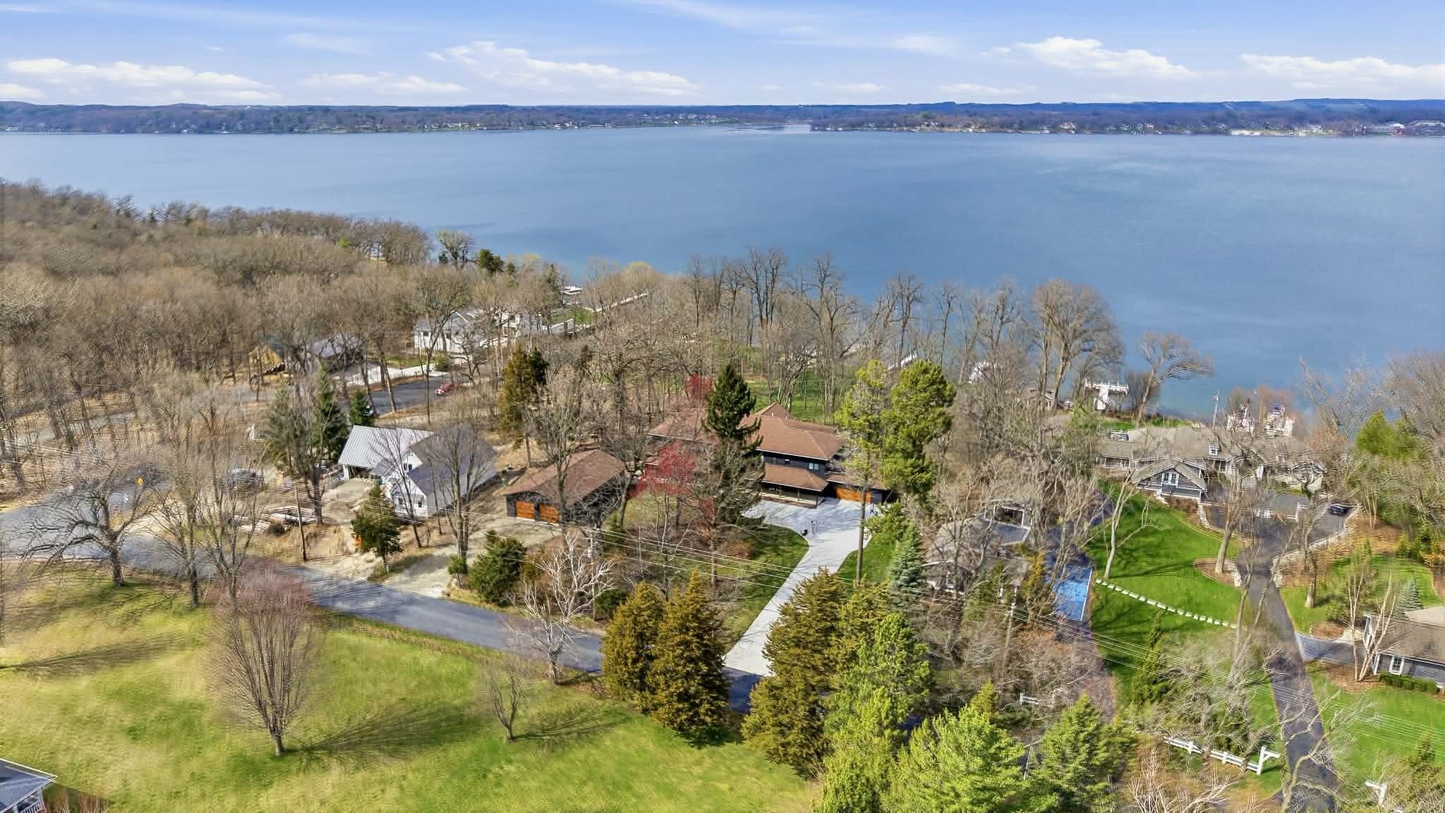 W1484 Spring Grove Road Ripon, WI 54971 - Photo 4 of 89