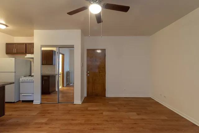 $1,300 | 4241 North Kenmore Avenue, Unit 105, Chicago, IL 60613