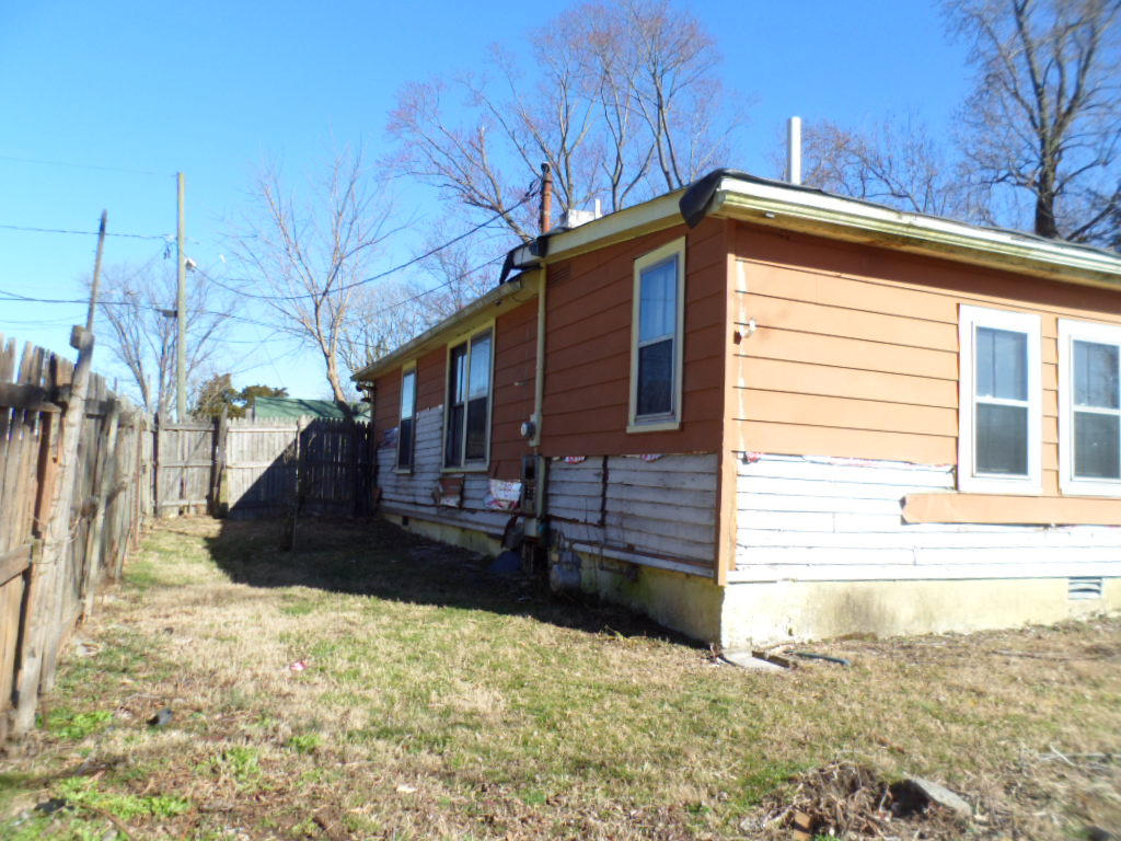 2915 Rector Street Knoxville, TN 37921 - Photo 13 of 13 8 side right