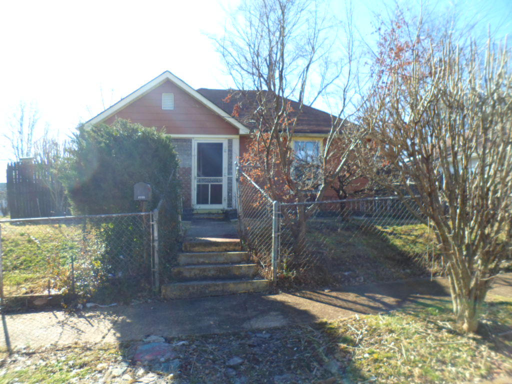 2915 Rector Street Knoxville, TN 37921 - Photo 8 of 13 1 front