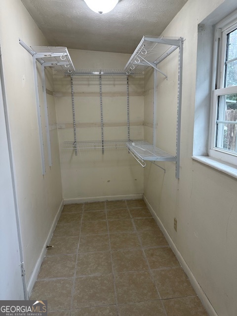 527 Carteret Road Brunswick, GA 31525 - Photo 16 of 23 a bathroom with a shower