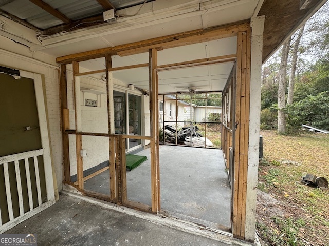 527 Carteret Road Brunswick, GA 31525 - Photo 19 of 23 a view of a porch