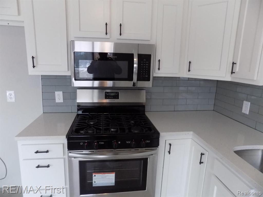 47896 Forbes Street Chesterfield, MI 48047 - Photo 11 of 24