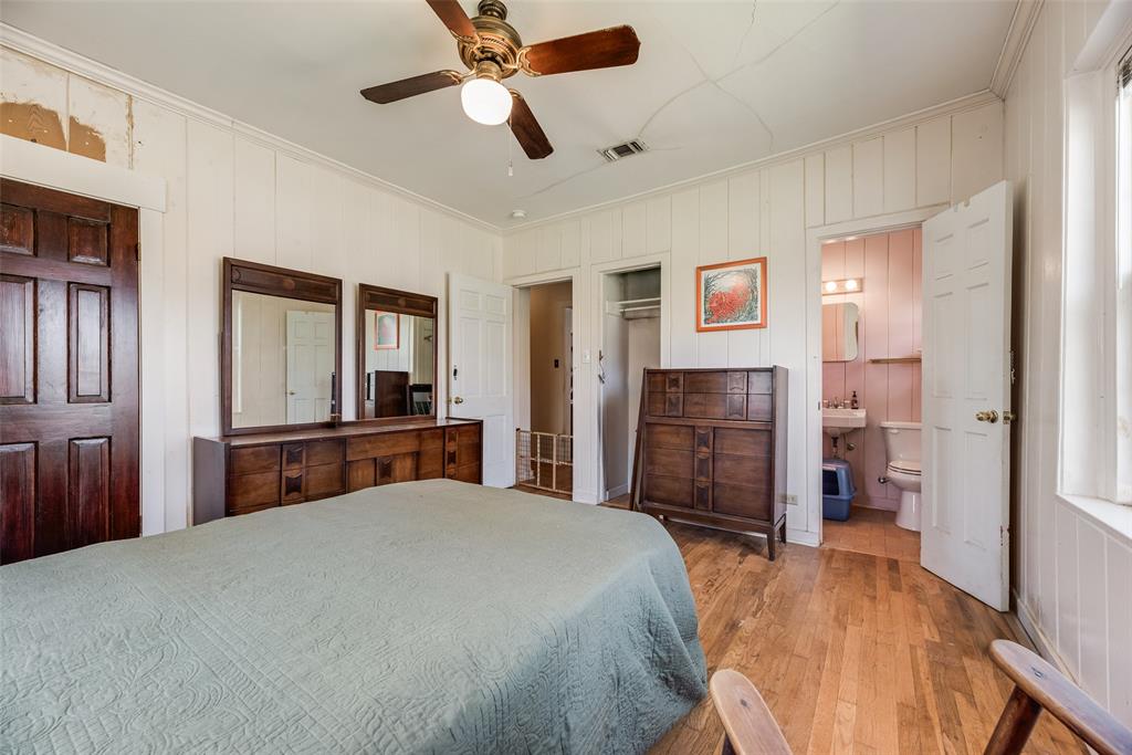 508 Martin Lane Euless, TX 76040 - Photo 15 of 34