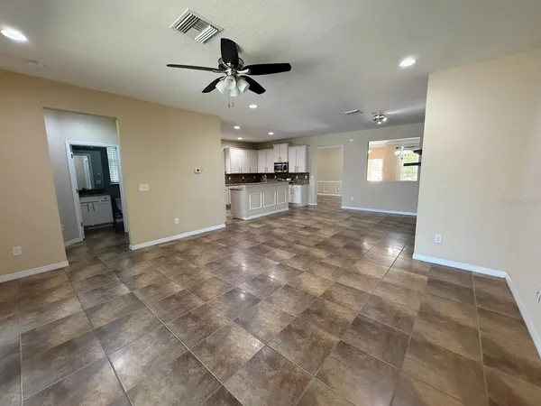 $2,650 | 12311 Fairlawn Drive, Riverview, FL 33579