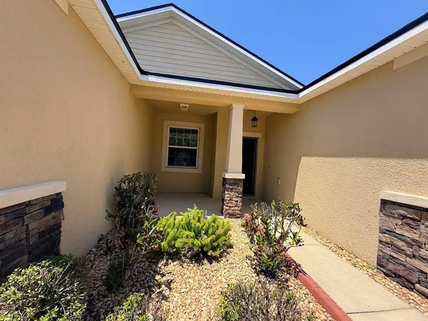 $2,650 | 12311 Fairlawn Drive, Riverview, FL 33579