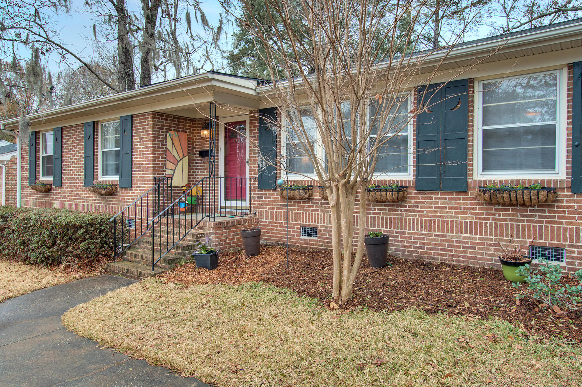 6016 Ridgecrest Avenue Hanahan, SC 29410 - Photo 1 of 34 Welcome Home!