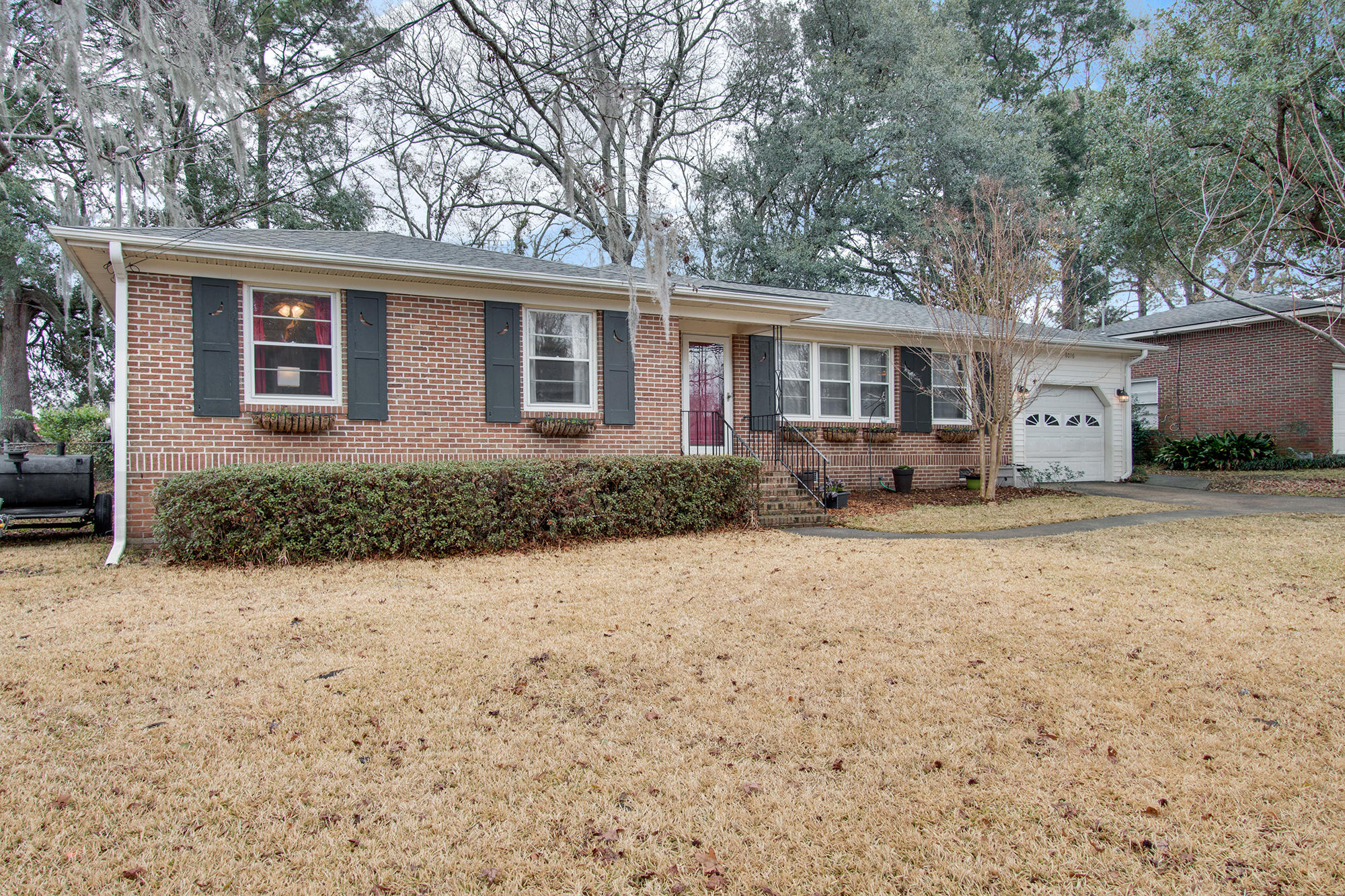 6016 Ridgecrest Avenue Hanahan, SC 29410 - Photo 2 of 34 Front Of Home