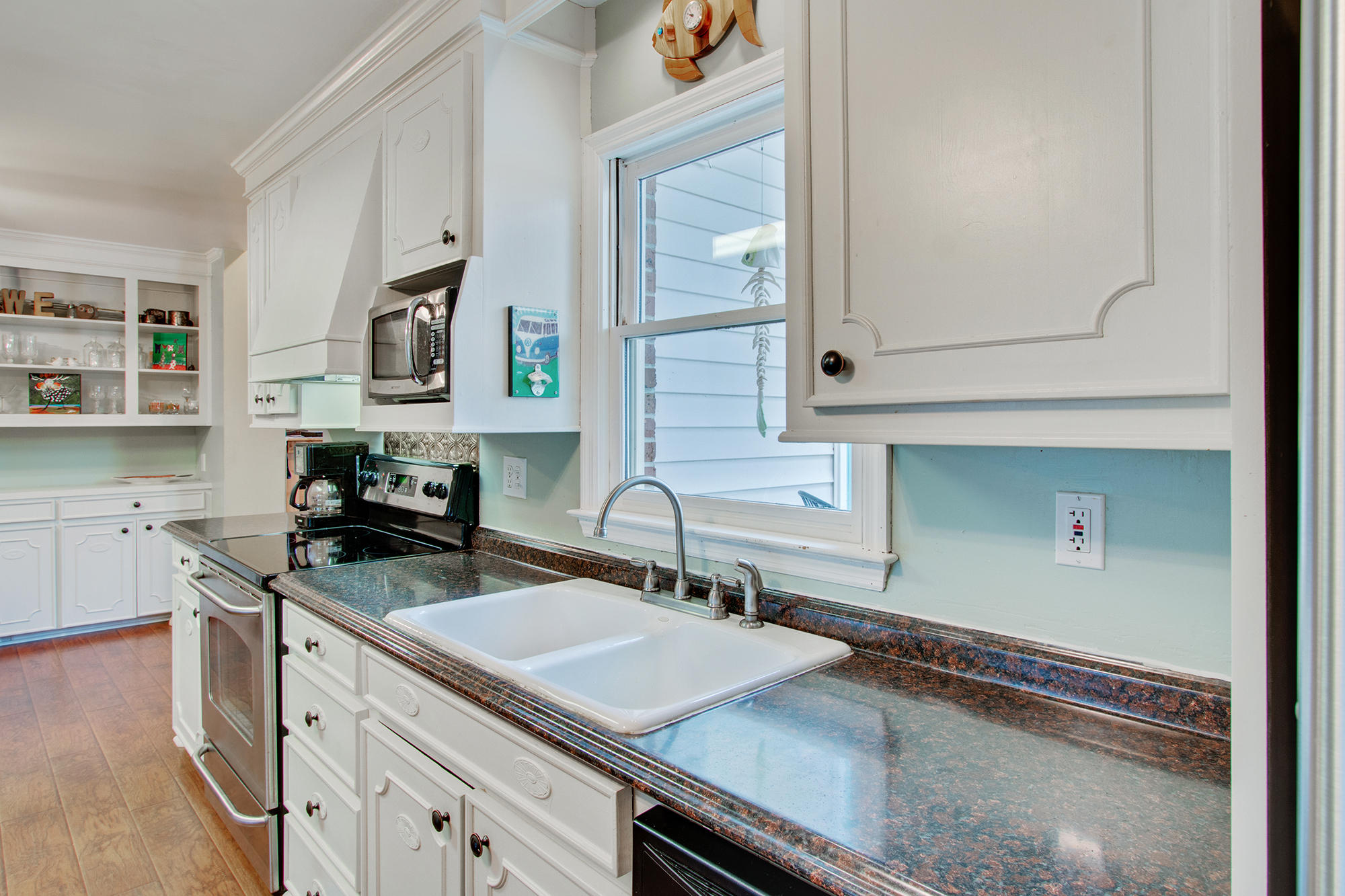6016 Ridgecrest Avenue Hanahan, SC 29410 - Photo 11 of 34 Kitchen Sink