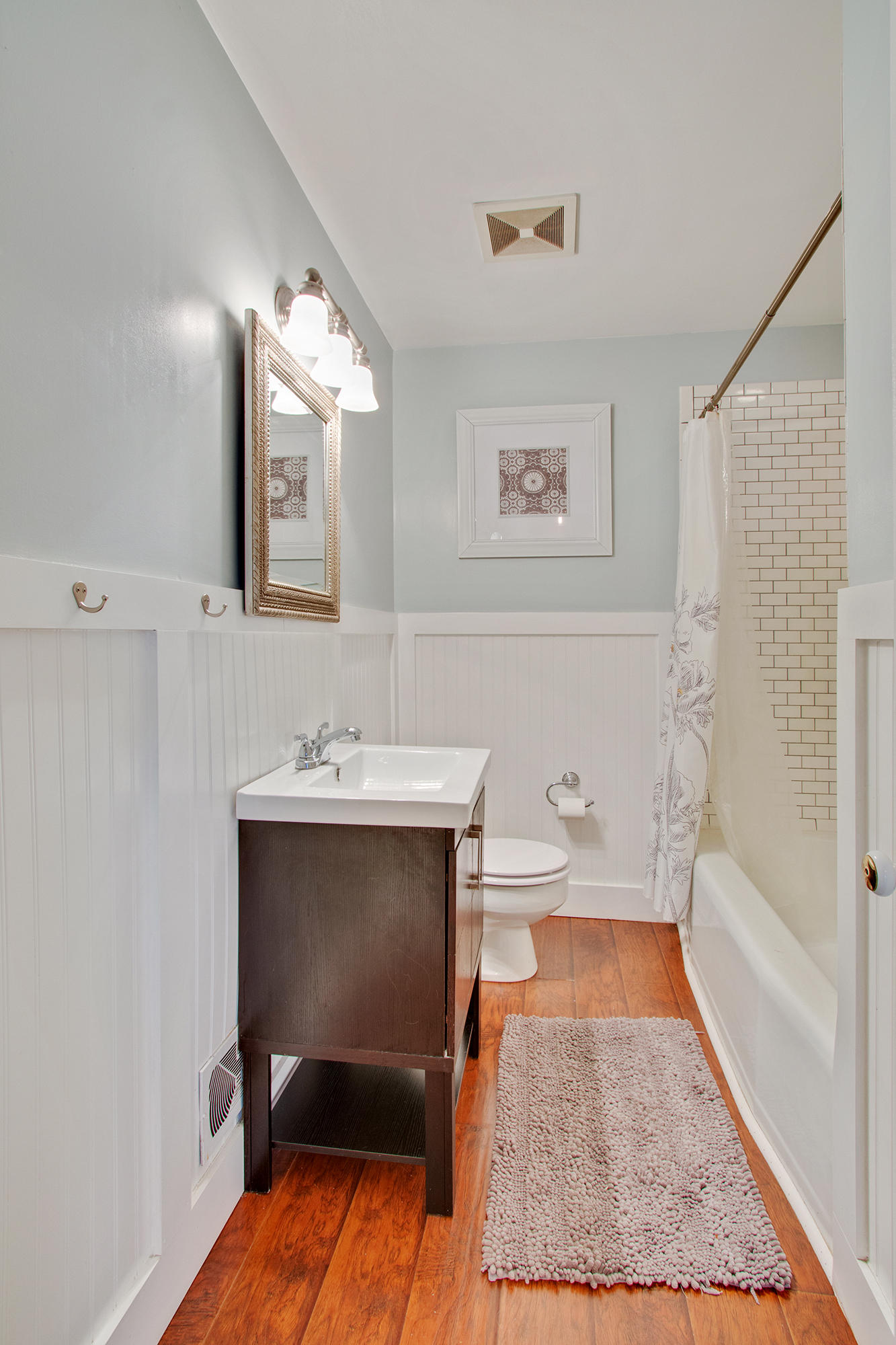 6016 Ridgecrest Avenue Hanahan, SC 29410 - Photo 20 of 34 Hall Bath