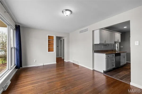 $1,500 | 526 Lynn Haven Lane, Hazelwood, MO 63042