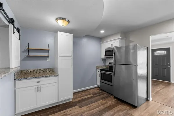 $1,500 | 526 Lynn Haven Lane, Hazelwood, MO 63042