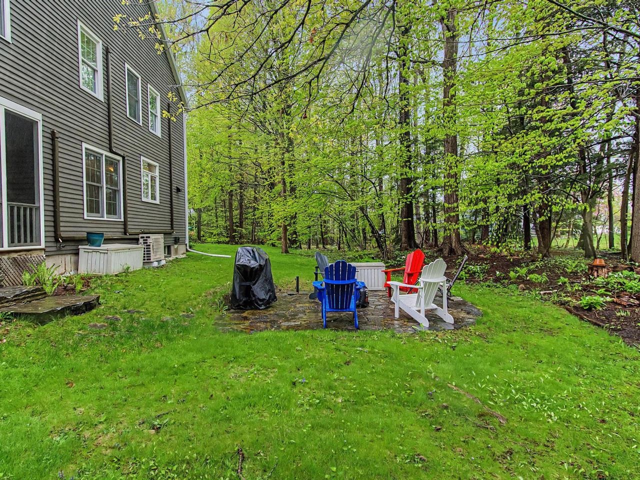 42 Cardinal Way Shelburne, VT 05482 - Photo 23 of 29