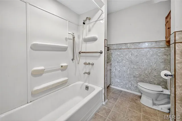 $189,900 | 1048 Cote Brillante, Granite City, IL 62040