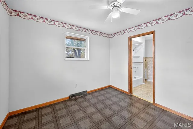 $189,900 | 1048 Cote Brillante, Granite City, IL 62040