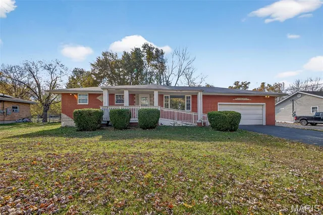 $189,900 | 1048 Cote Brillante, Granite City, IL 62040