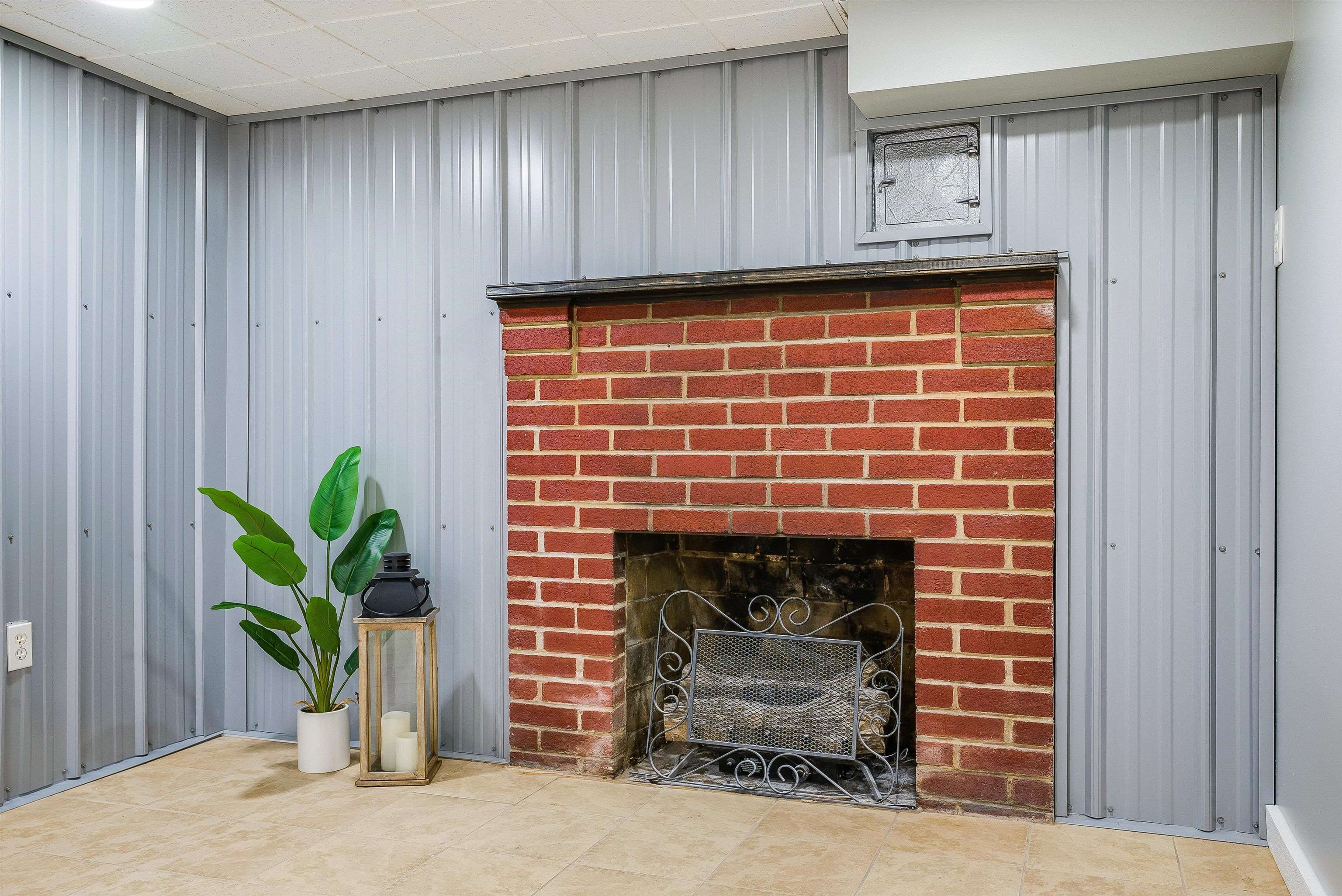 78 Stuart Avenue Stuarts Draft, VA 24477 - Photo 26 of 41