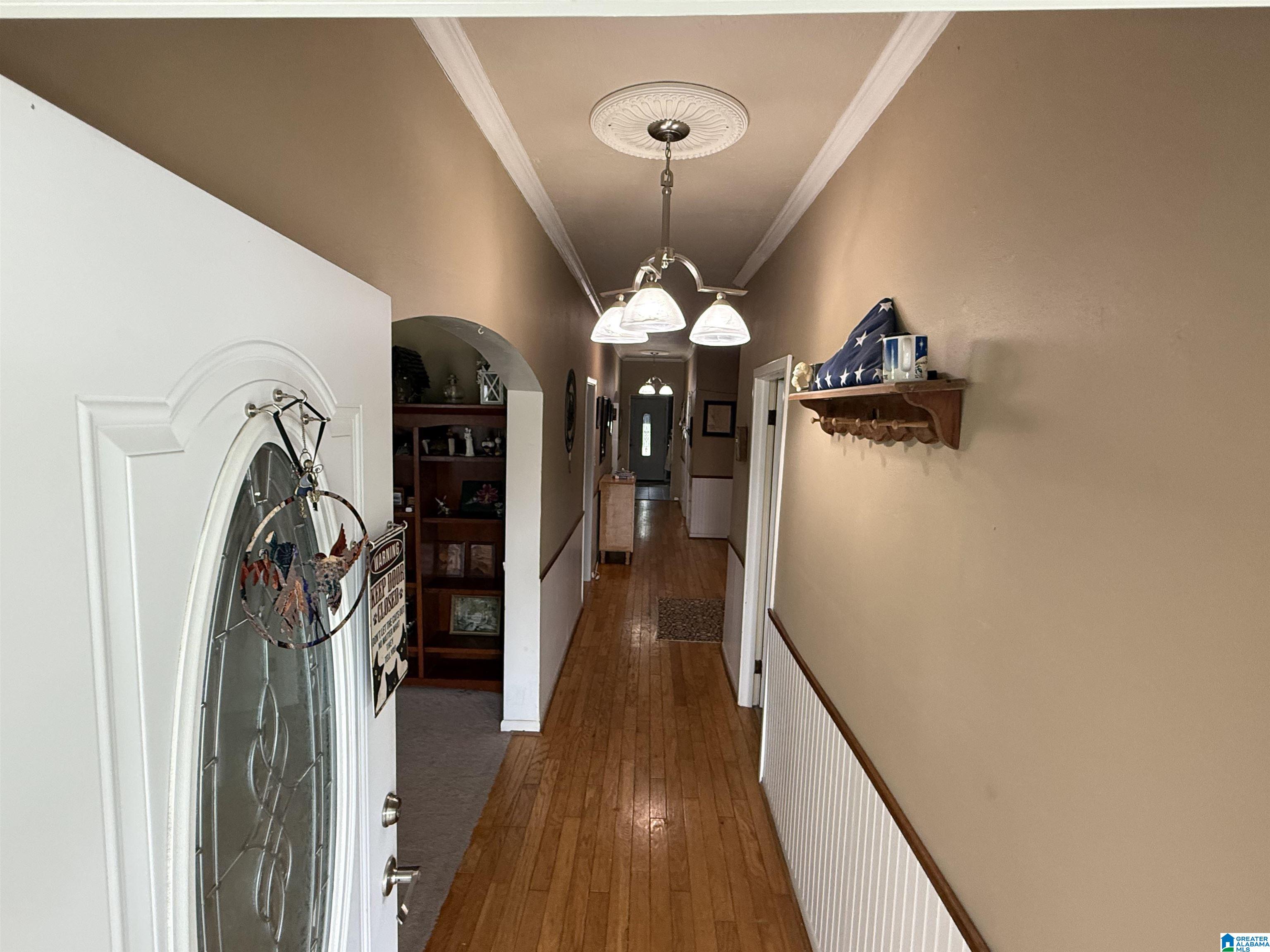 705 West 4th Street Sylacauga, AL 35150 - Photo 3 of 40