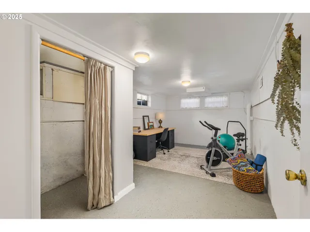 $435,000 | 1112 Northeast 160th Avenue, Portland, OR 97230