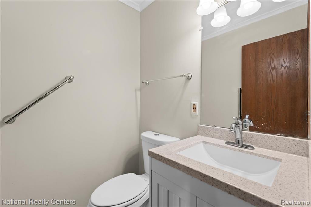 8451 Mannington Road Canton, MI 48187 - Photo 18 of 32