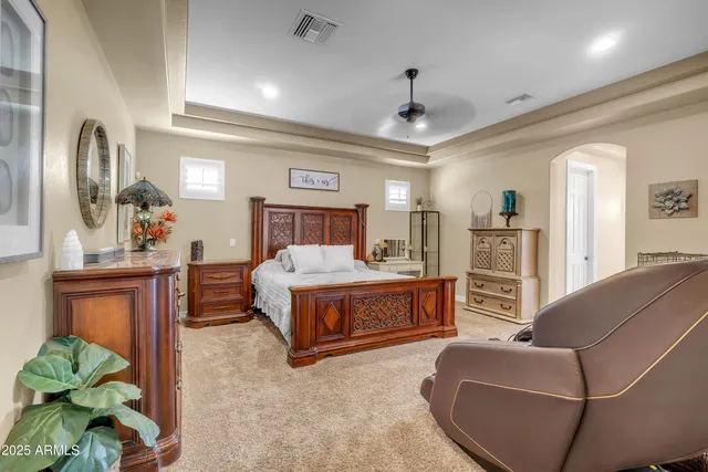 $1,874,000 | 810 West Hidden Valley Drive, Phoenix, AZ 85086