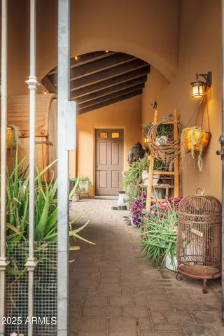 $1,874,000 | 810 West Hidden Valley Drive, Phoenix, AZ 85086