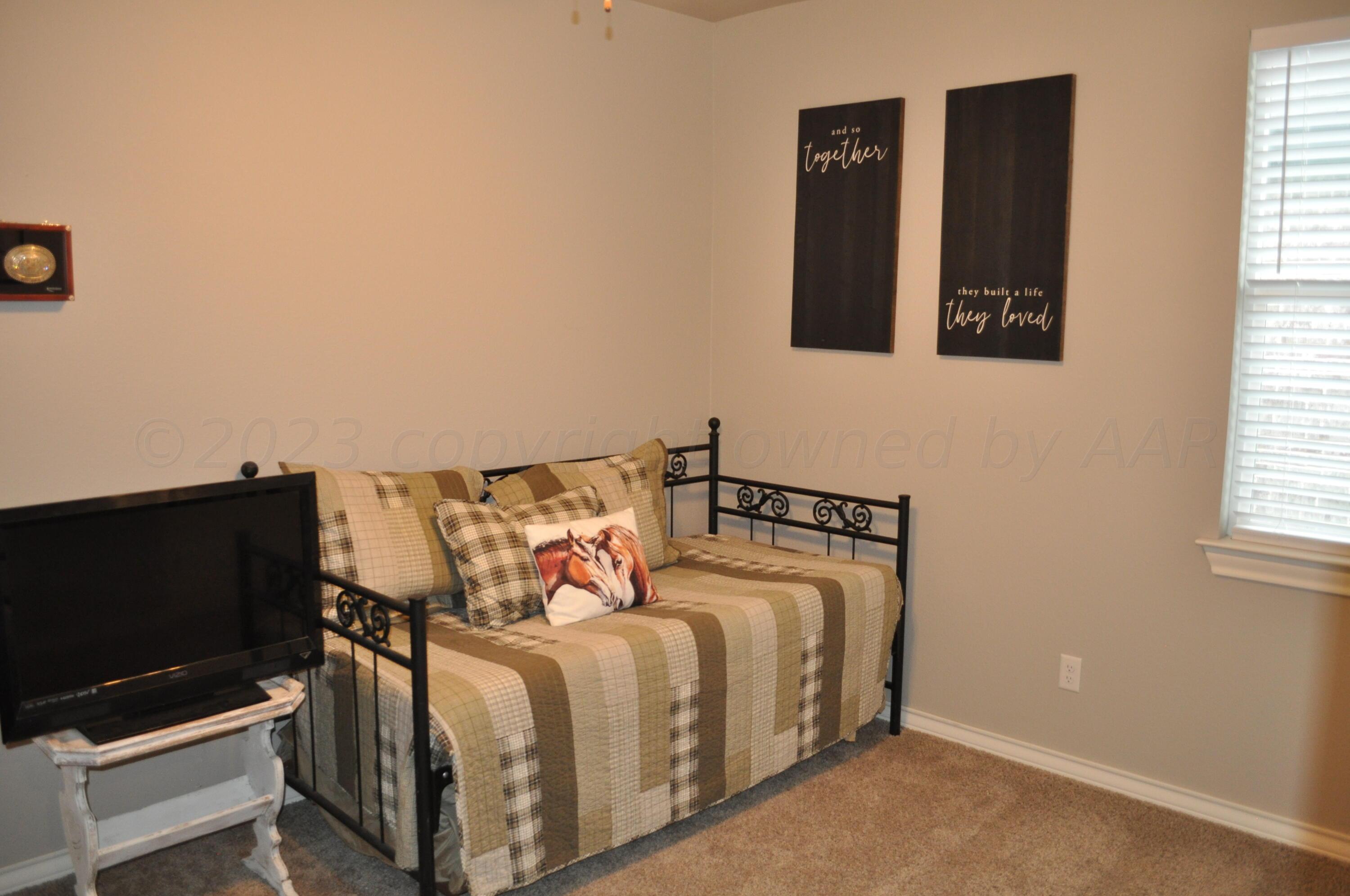 1126 Crosspoint Hereford, TX 79045 - Photo 25 of 27 Bedroom 3