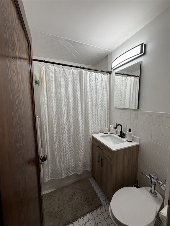 145 Farragut Road, Unit 1 Boston, MA 02127 - Photo 8 of 13