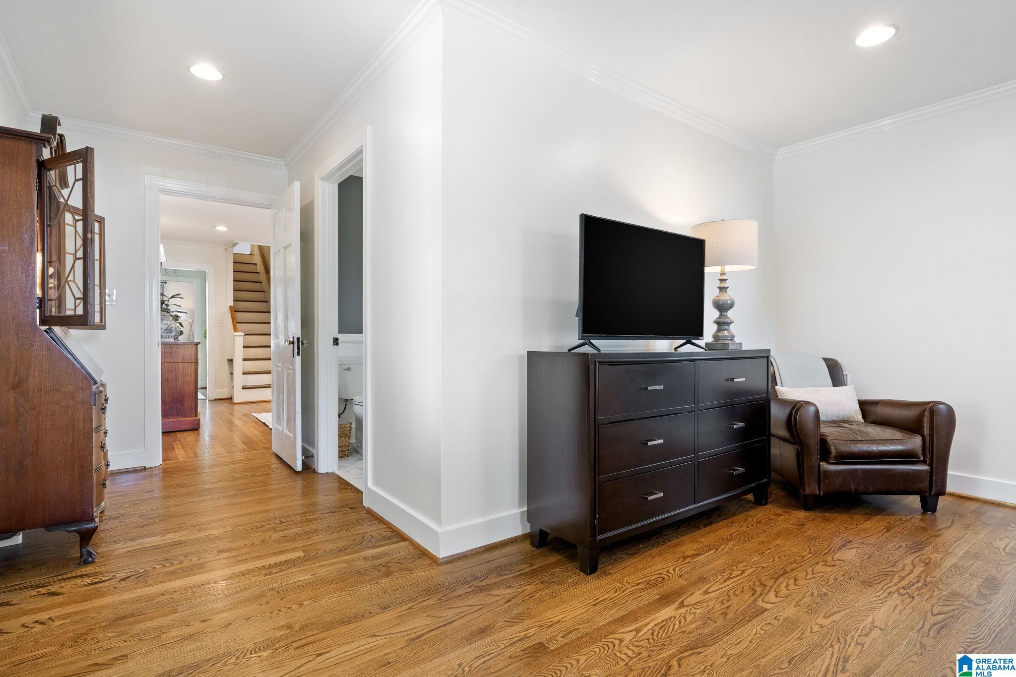 1852 Lancaster Road Birmingham, AL 35209 - Photo 18 of 54