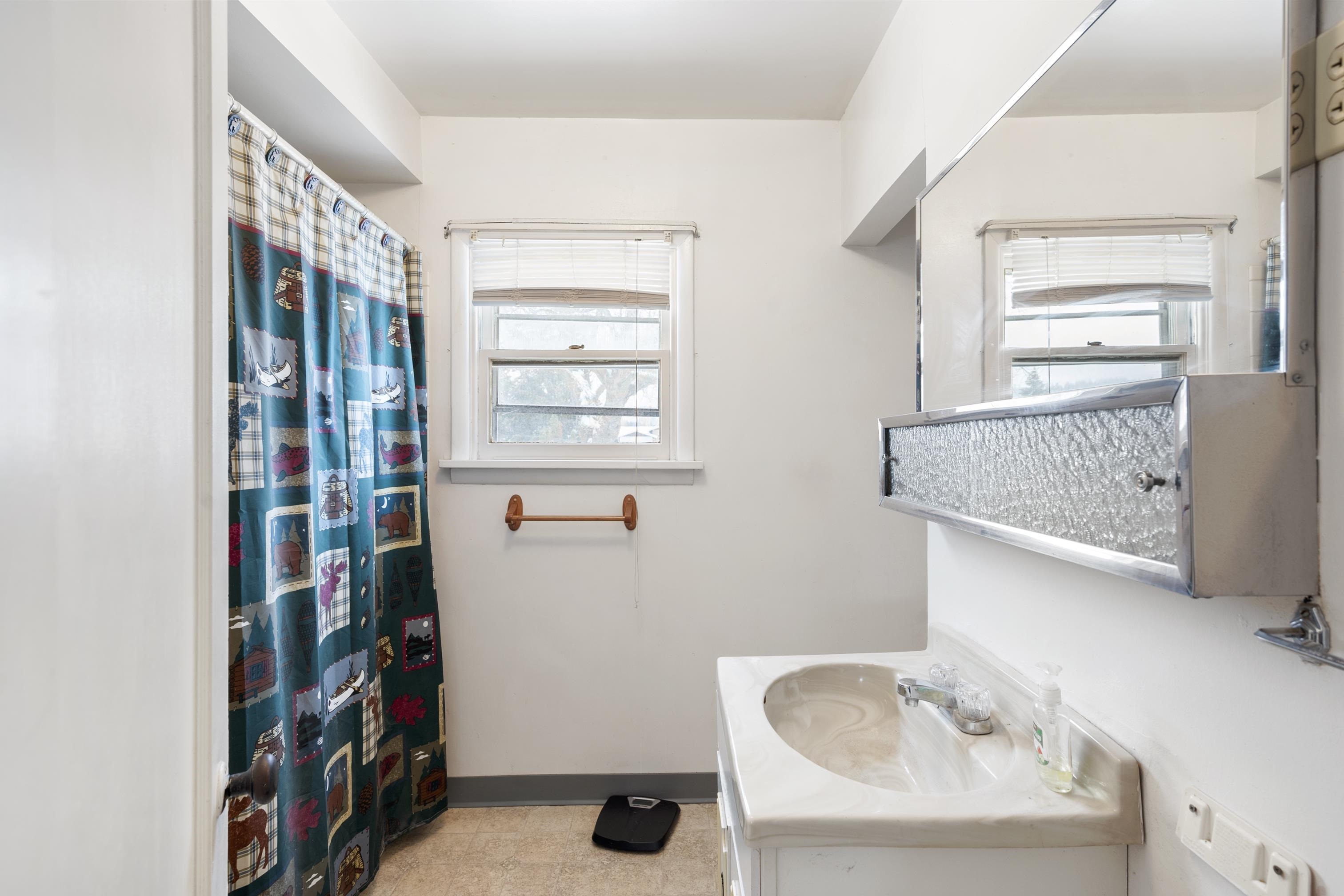 5102 North Evergreen Road Spokane Valley, WA 99216 - Photo 11 of 23 Gallery Image 11