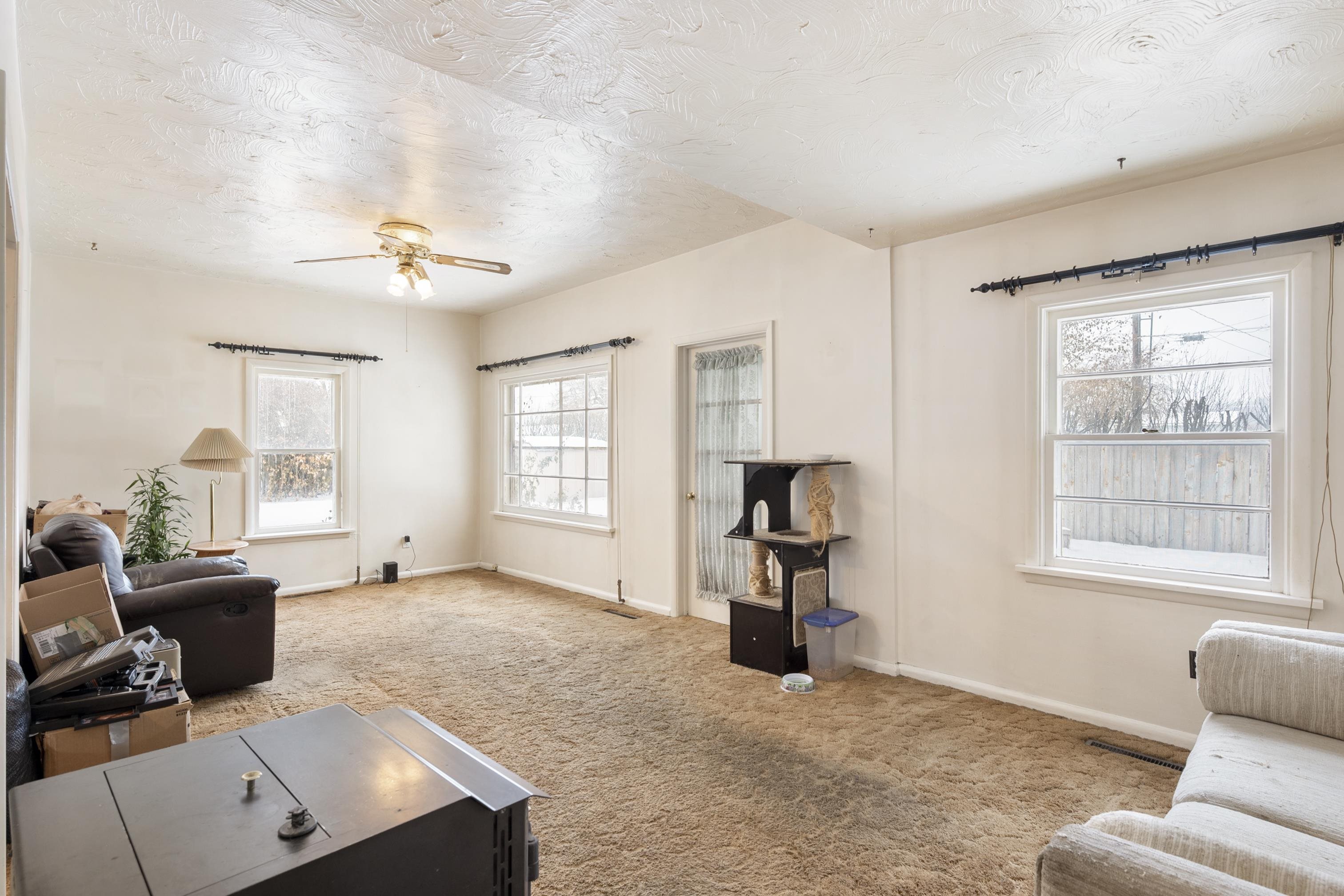 5102 North Evergreen Road Spokane Valley, WA 99216 - Photo 3 of 23 Gallery Image 3