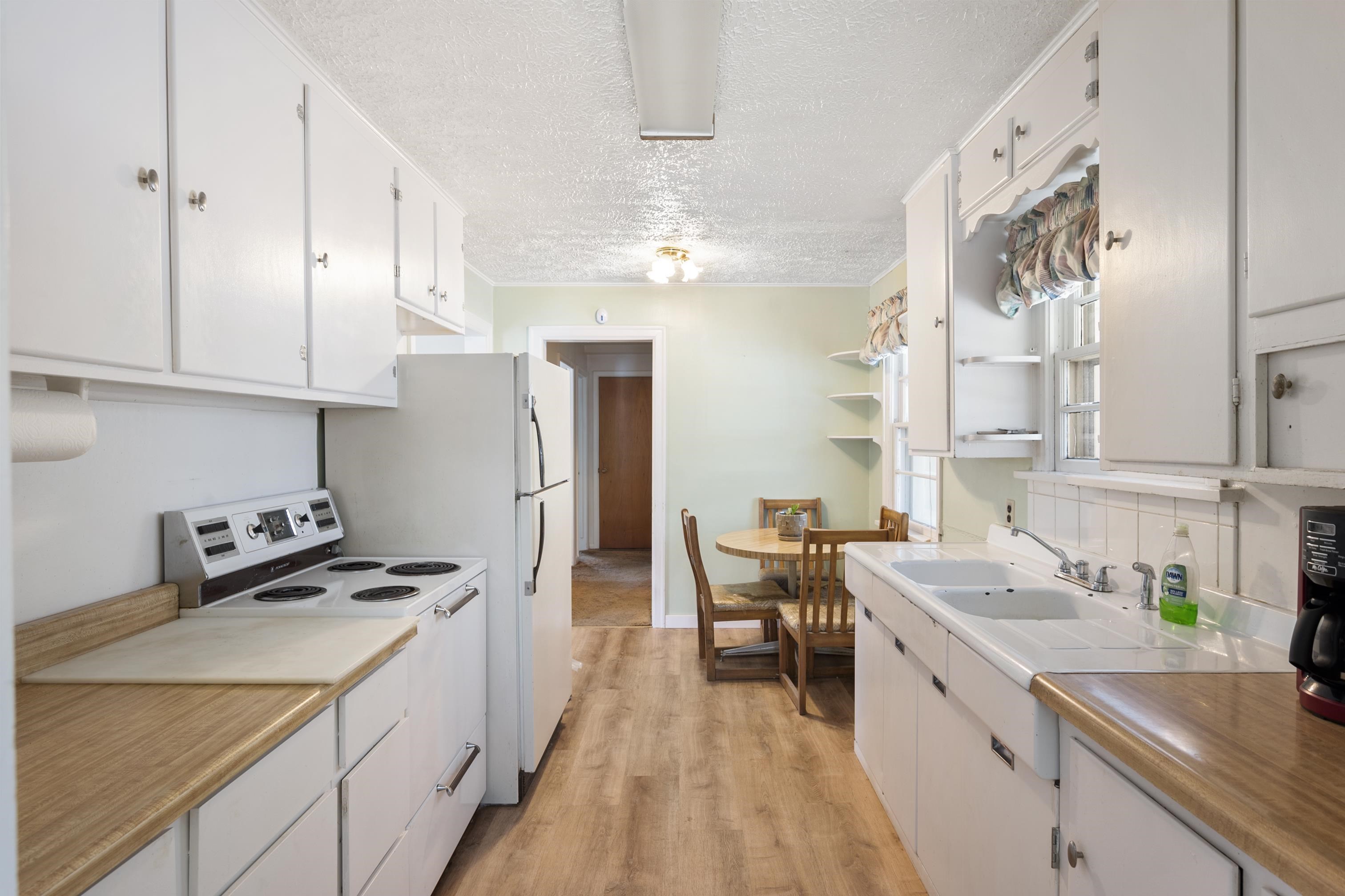 5102 North Evergreen Road Spokane Valley, WA 99216 - Photo 8 of 23 Gallery Image 8