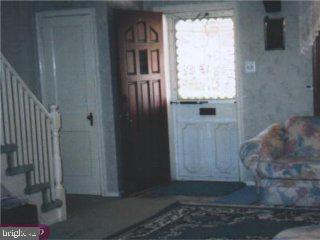 284 Hampden Road Upper Darby, PA 19082 - Photo 3 of 6