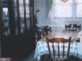284 Hampden Road Upper Darby, PA 19082 - Photo 4 of 6