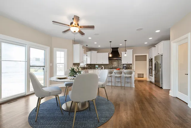 $719,000 | 8485 Stone Creek Boulevard, Frankfort, IL 60423