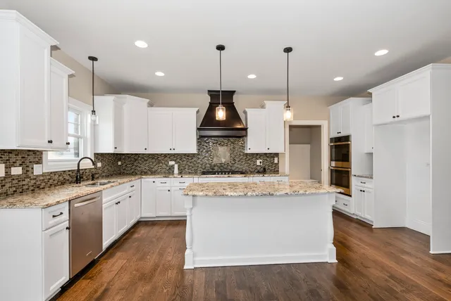 $719,000 | 8485 Stone Creek Boulevard, Frankfort, IL 60423