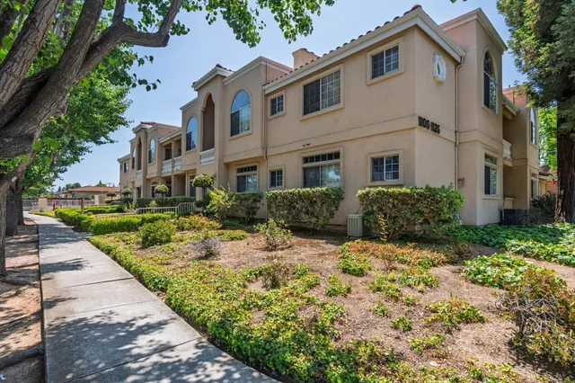 $739,888 | 1114 South Winchester Boulevard, San Jose, CA 95128