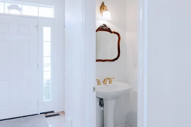 $619,000 | 11 Legacy Lane, Peterborough, NH 03458