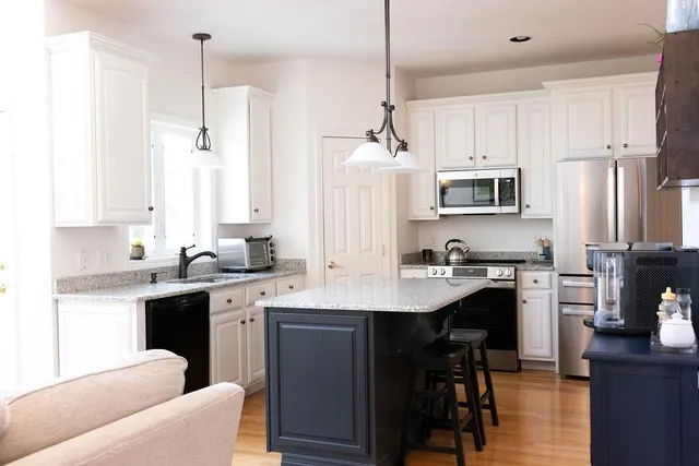 $619,000 | 11 Legacy Lane, Peterborough, NH 03458