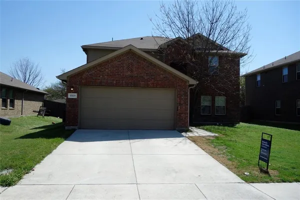 $2,395 | 12221 Big Rock Drive, Rhome, TX 76078