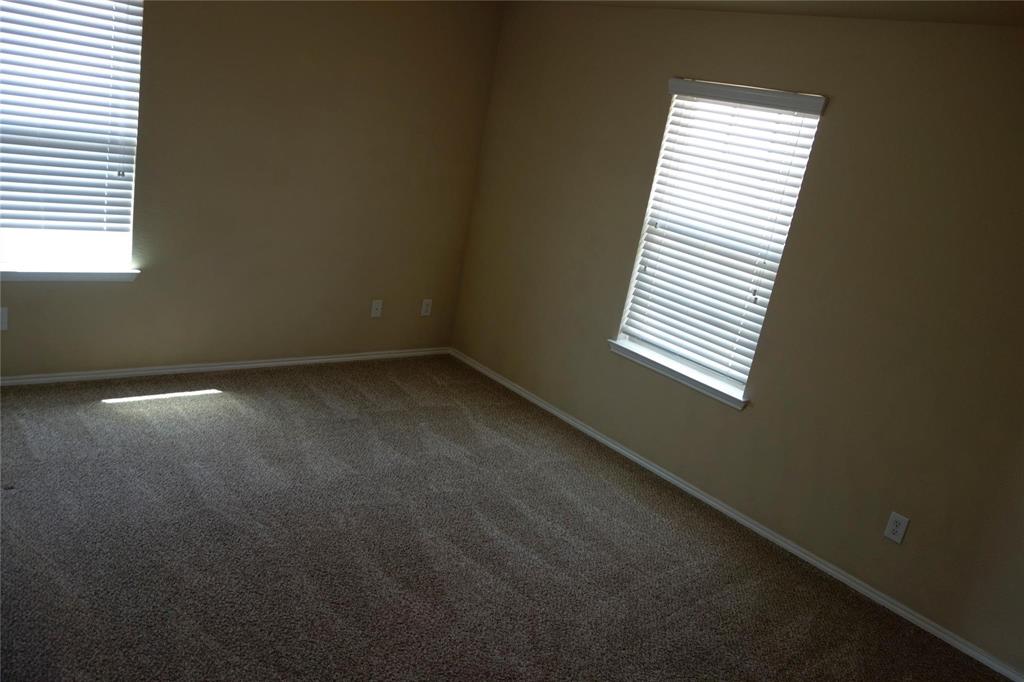 12221 Big Rock Drive Rhome, TX 76078 - Photo 13 of 19