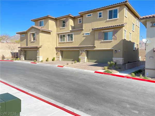 $2,675 | 11978 Tomales Bay Street, Las Vegas, NV 89138