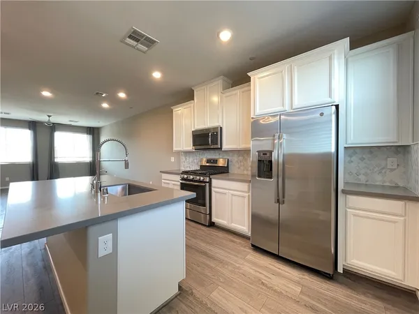 $2,675 | 11978 Tomales Bay Street, Las Vegas, NV 89138