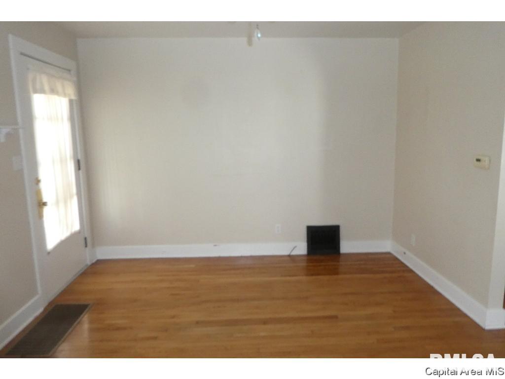 2513 Yale Boulevard Springfield, IL 62703 - Photo 3 of 16 Gallery Image 3