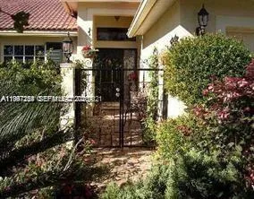 $3,400 | 130 East Lee Road, Delray Beach, FL 33445