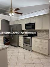 130 East Lee Road Delray Beach, FL 33445 - Photo 4 of 25