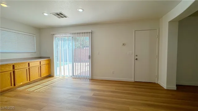 $1,950 | 6176 Windmill Island Avenue, Las Vegas, NV 89139